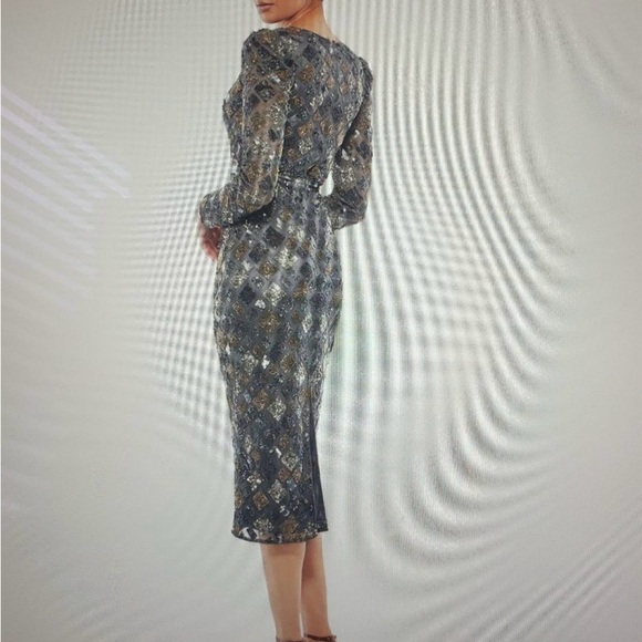 Mac Duggal Platinium Evening Gown - Picture 6 of 15